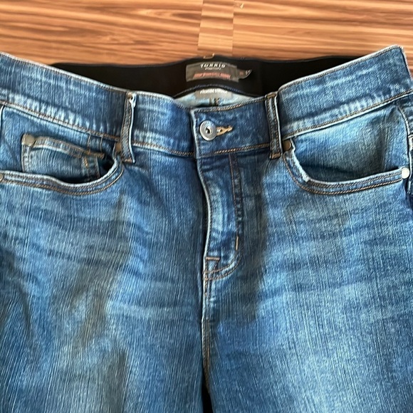 TORRID Crop Bombshell Skinny Jeans Size 14 - Picture 2 of 8